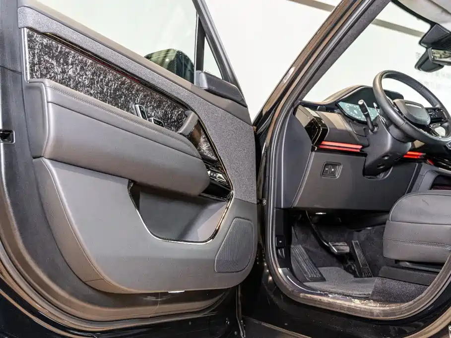 Range Rover Sport P510e Plug-in Hybrid First Edition 2023