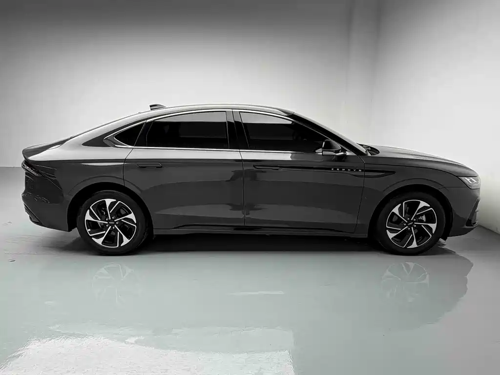 Lincoln Z 2022 iCool Prestige Edition