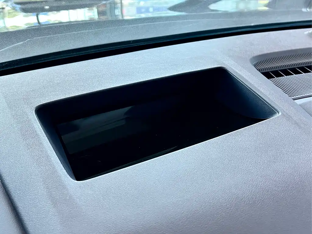 Buick GL8 New Energy 2026 Model LuZun Shexiang Version