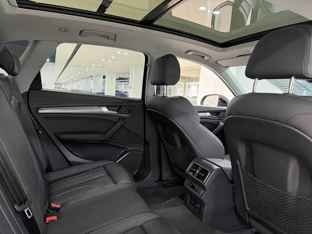 Audi Q5L 2021 40 TFSI Premium Dynamic Edition