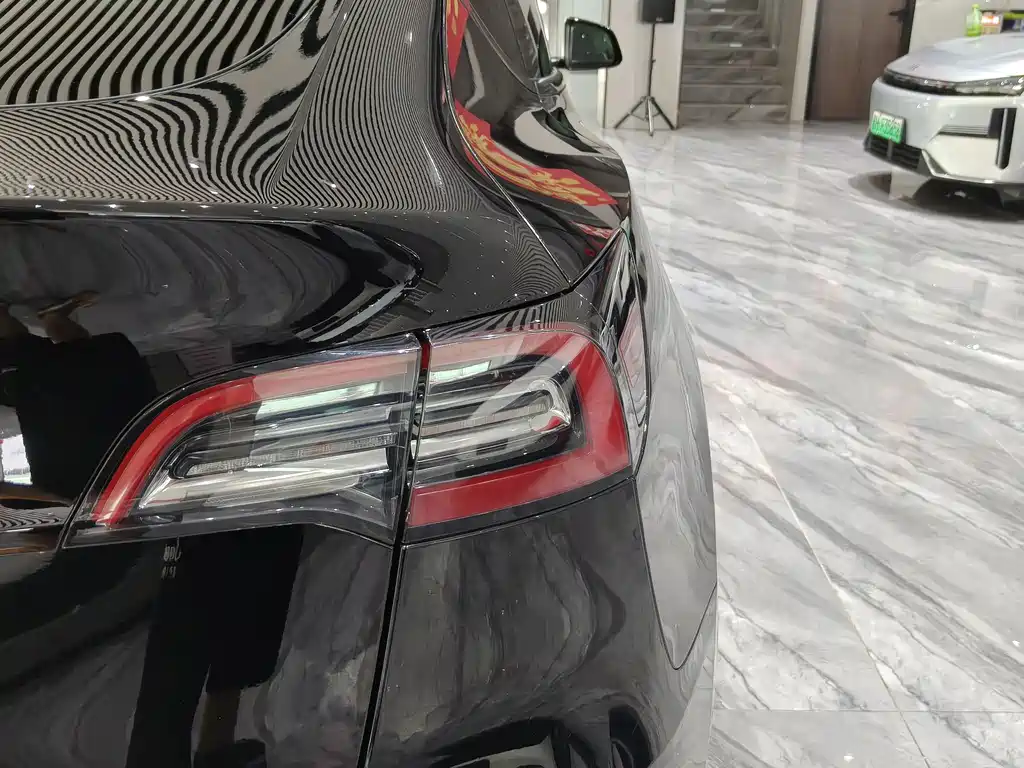 Model Y 2023 Rear-Wheel Drive Edition