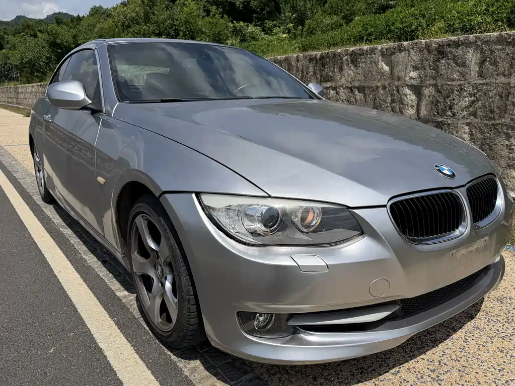 BMW 3 Series Import 2011 320i Convertible Coupe Edition