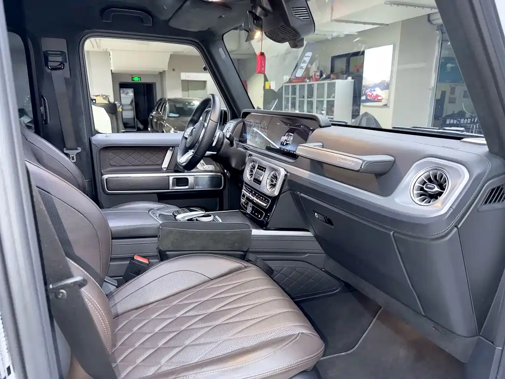 Mercedes-Benz G-Class 2022 G 500