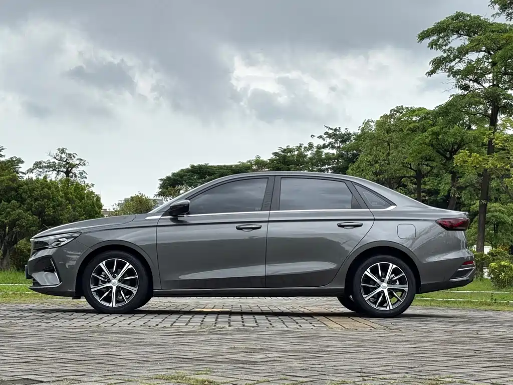 Emgrand 2022 4th Generation 1.5L CVT Prestige Edition