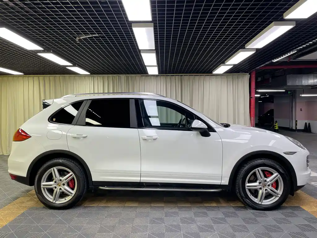 Cayenne 2011 3.0T