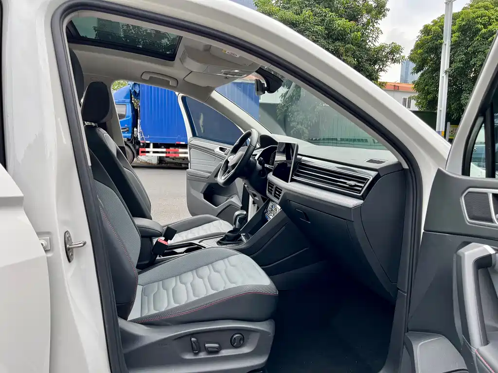 Touguan X 2022 330 TSI Two-Wheel Drive Yuexiang Edition