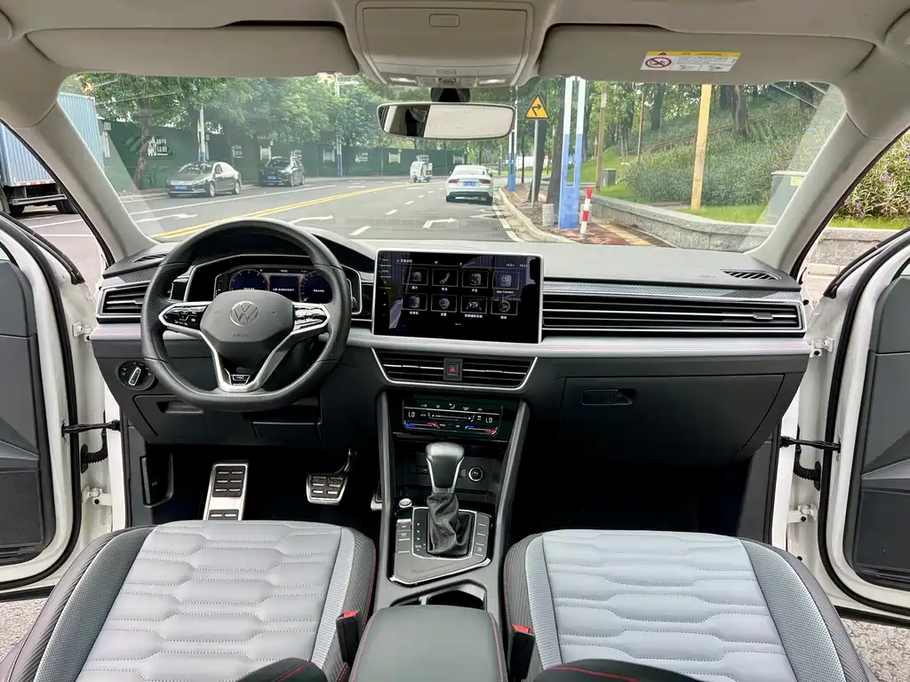 Touguan X 2022 330 TSI Two-Wheel Drive Yuexiang Edition