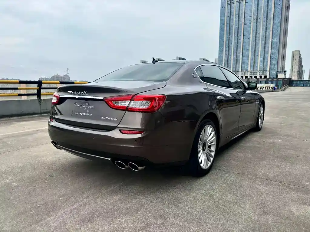 President 2013 3.0T Standard Model
