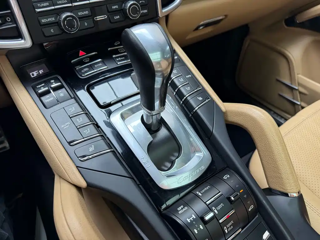Cayenne 2016 3.0T China Specification