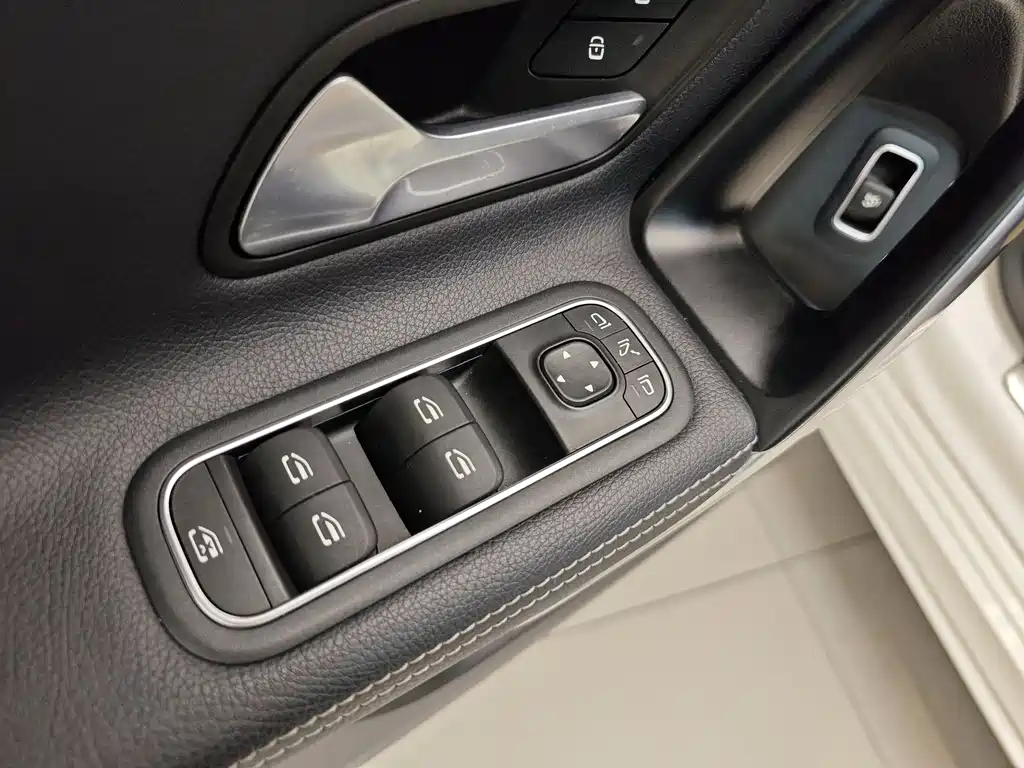 Mercedes-Benz A 200 L Sport Sedan Fashion Edition 2021