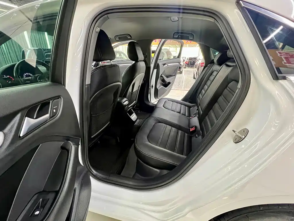 Audi A3 2017 Limousine 35 TFSI Sportline