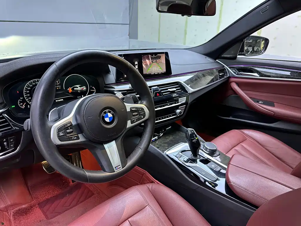 BMW 5 Series 2019 530Li Leading Edition M Sport Package