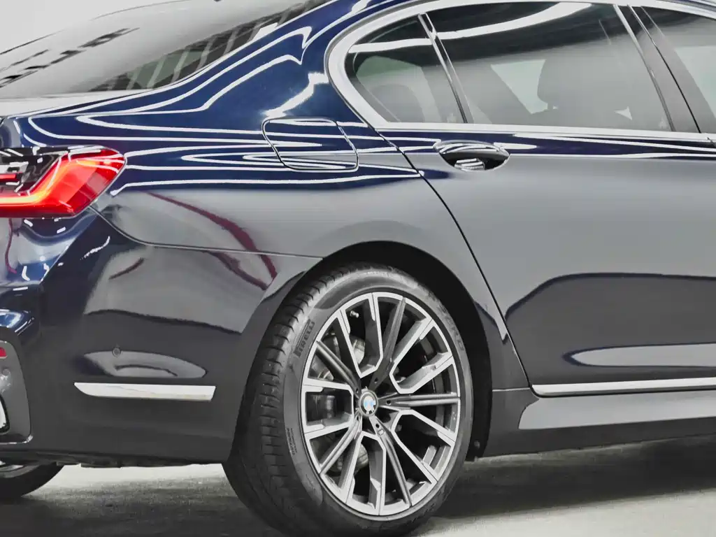 BMW 7 Series 2019 740Li Leading Edition M Sport Package