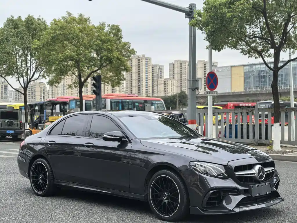 Mercedes E-Class 2017 E 200 Sport 4MATIC