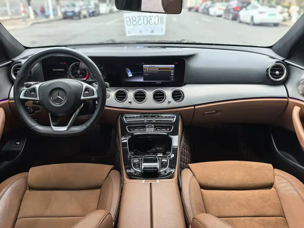 Mercedes E-Class 2017 E 200 Sport 4MATIC