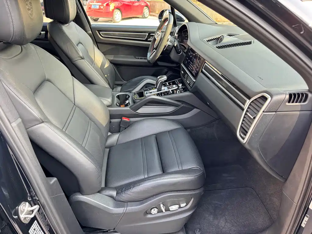Cayenne 2019 3.0T
