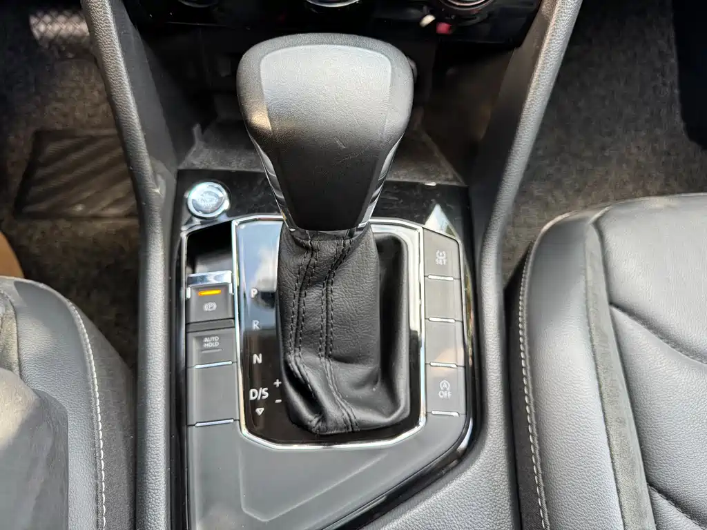 Tiguan L 2021 330 TSI Automatic Two-wheel Drive Smart Enjoy Edition