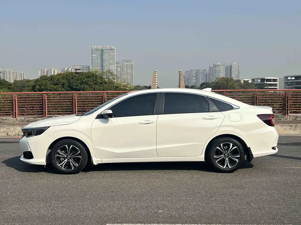 Lingpai 2022 Model 180Turbo CVT Luxury Edition
