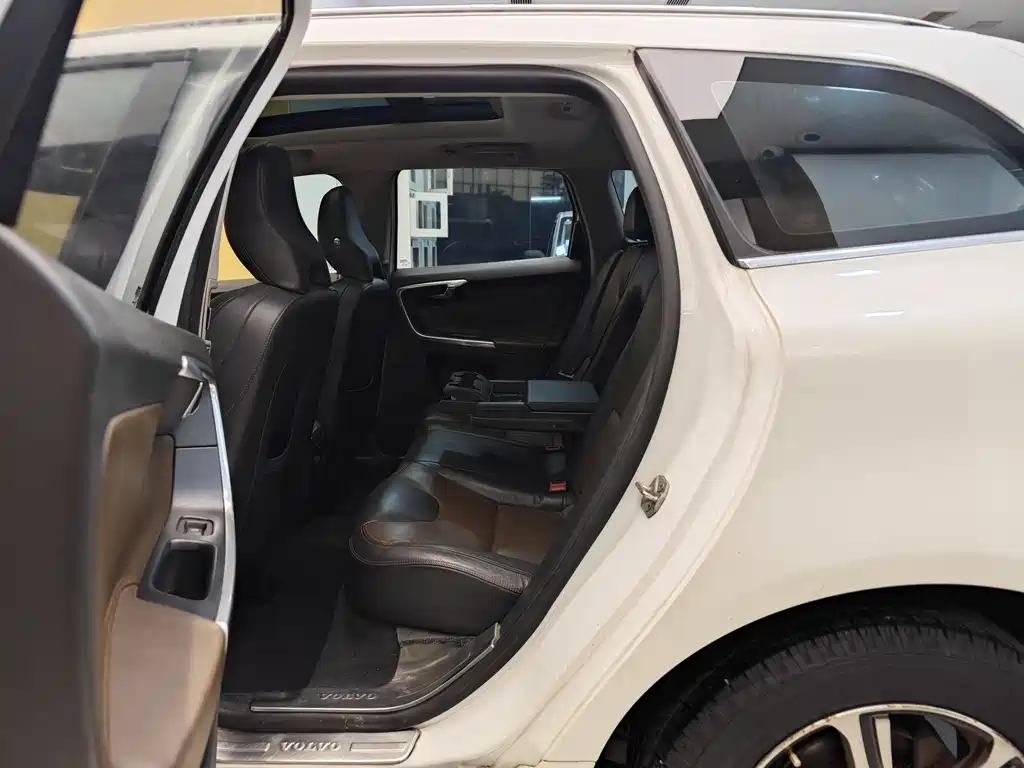 Volvo XC60 2015 T5 AWD Smart Vision 2015