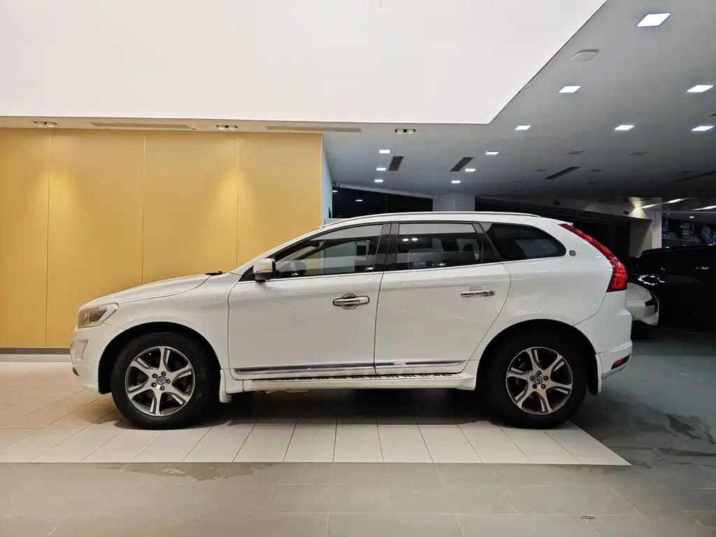 Volvo XC60 2015 T5 AWD Smart Vision 2015
