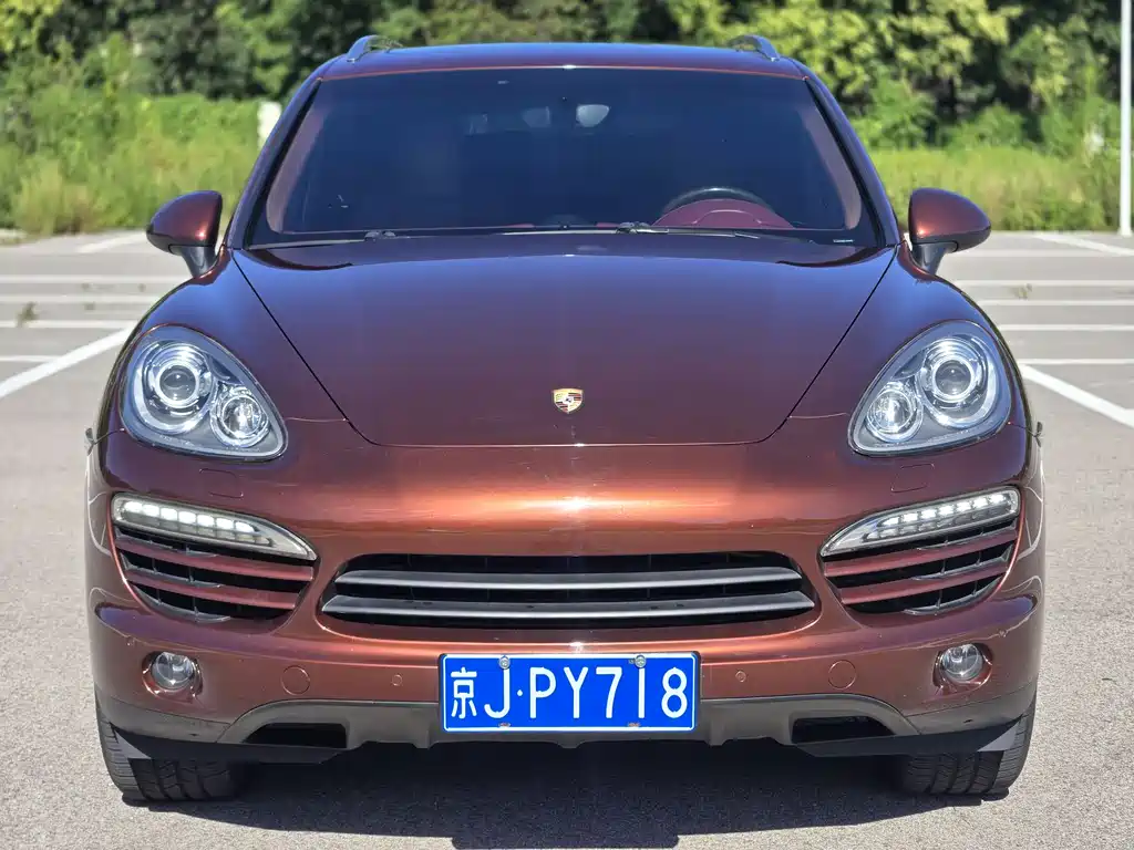 Cayenne 2014 Platinum Edition 3.0T