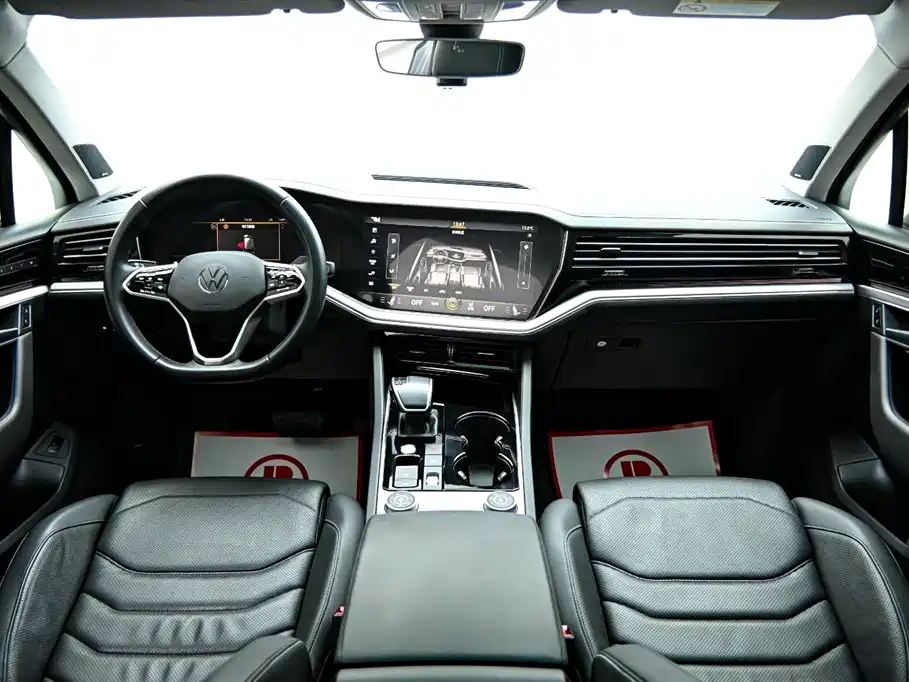 Touareg 2021 3.0 TSI Rishang Edition Classic Sport Package