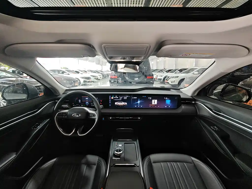 Mondeo 2025 2.0T EcoBoost Luxury Edition