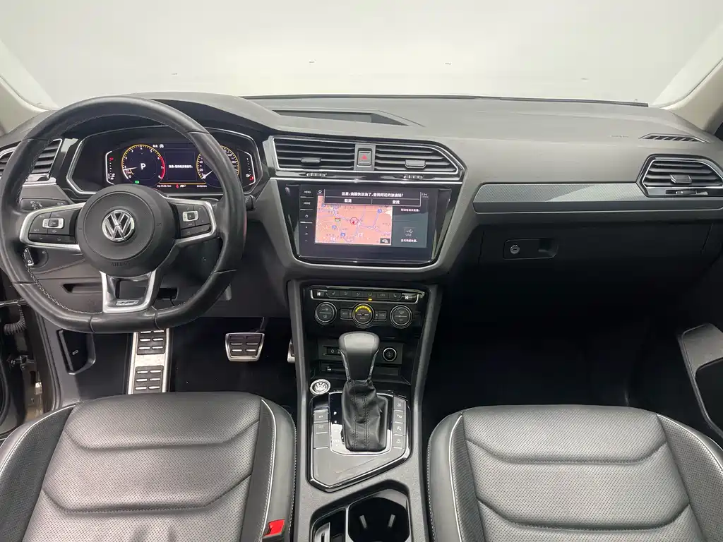 Tiguan L 2020 330 TSI Automatic Two-Wheel Drive R-Line Flagship Edition National VI