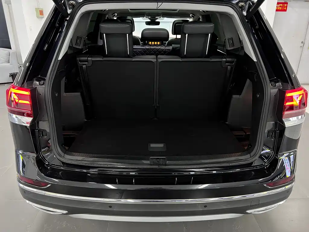 Tongyi Qianwen 2023 model 380TSI 4x4尊崇豪华版