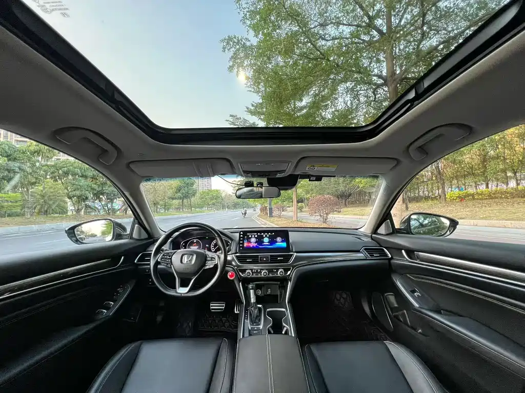 Accord 2022 260TURBO Phantom Night·Resplendent Edition