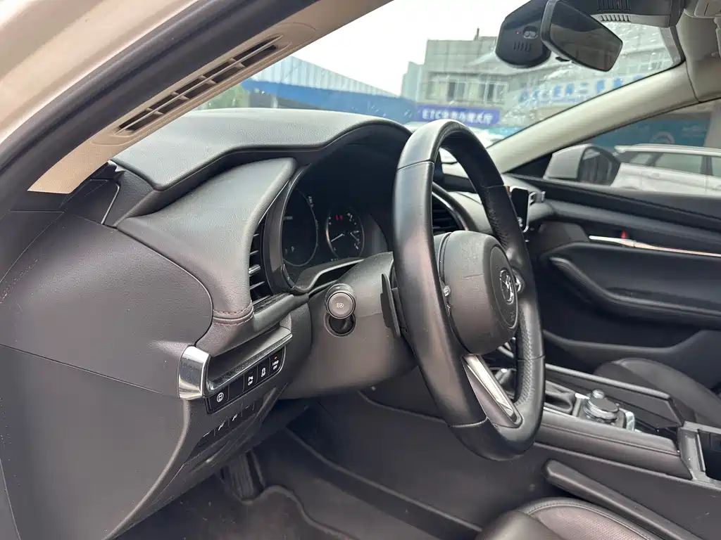 Mazda 3 Atenza 2022 2.0L Automatic Quality Edition