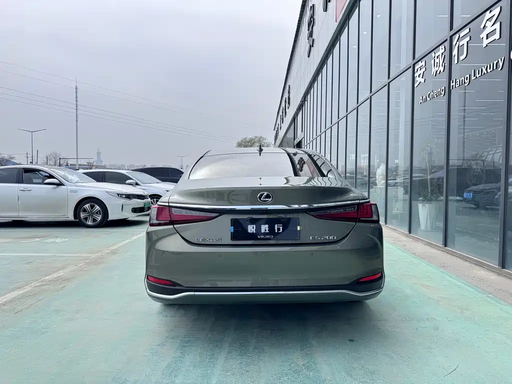 Lexus ES 2023 200 Excellence Edition