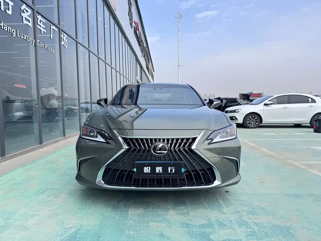 Lexus ES 2023 200 Excellence Edition