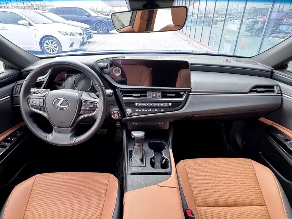 Lexus ES 2023 200 Excellence Edition