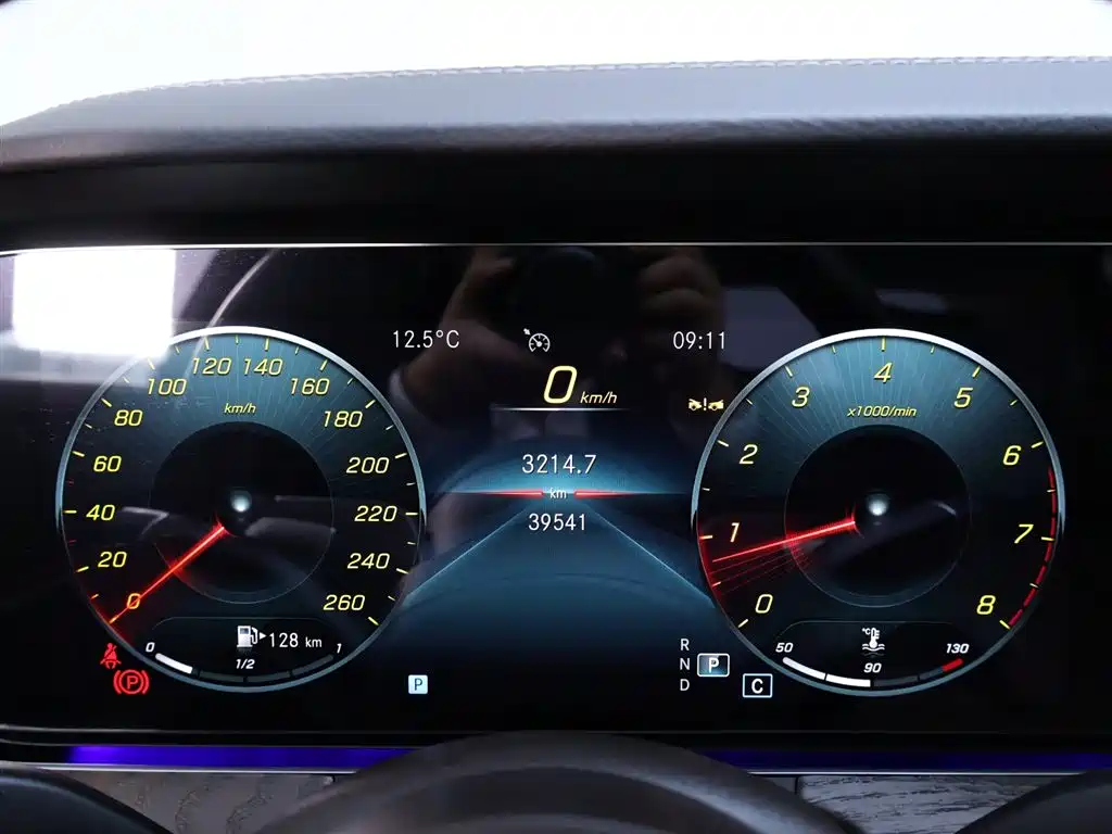 Mercedes-Benz E-Class 2023 E 300 L Luxury Edition