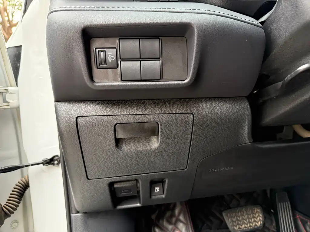 2023 Hanlan Da 2.5L Smart Hybrid Dual Motor All-Wheel Drive Luxury Edition 7-Seater