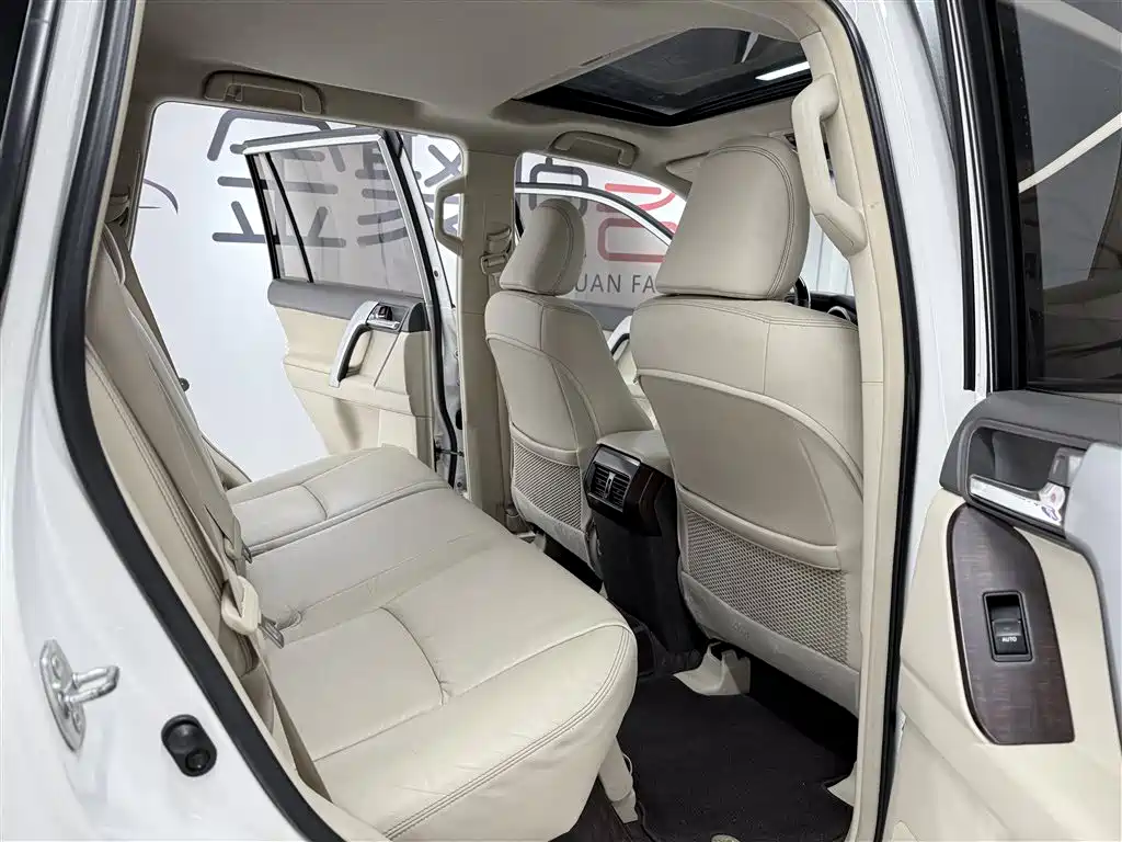 Prado 2014 4.0L Automatic TX-L