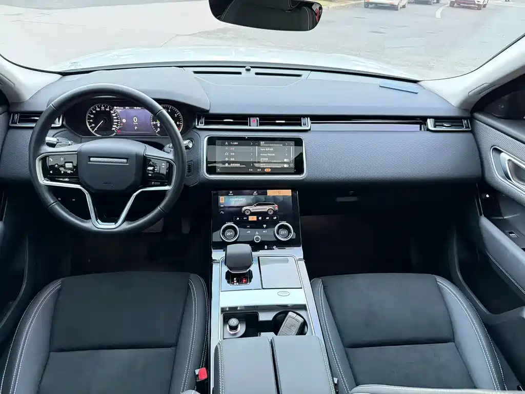 Range Rover Velar 2022 250PS