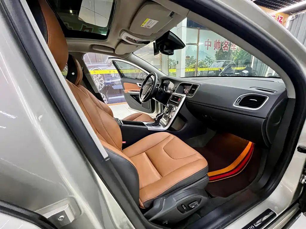 Volvo S60 2019 S60L T3 Smart Progress Edition