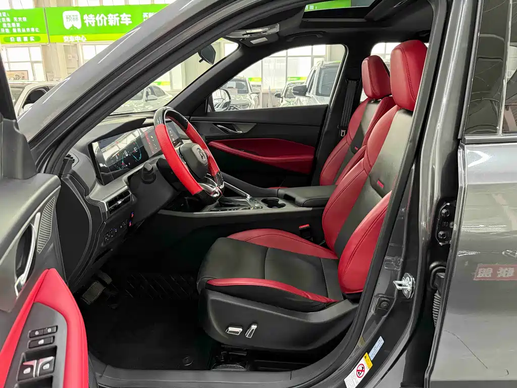 CS35PLUS 2021 Facelift Blue Whale NE 1.4T DCT Luxury Edition