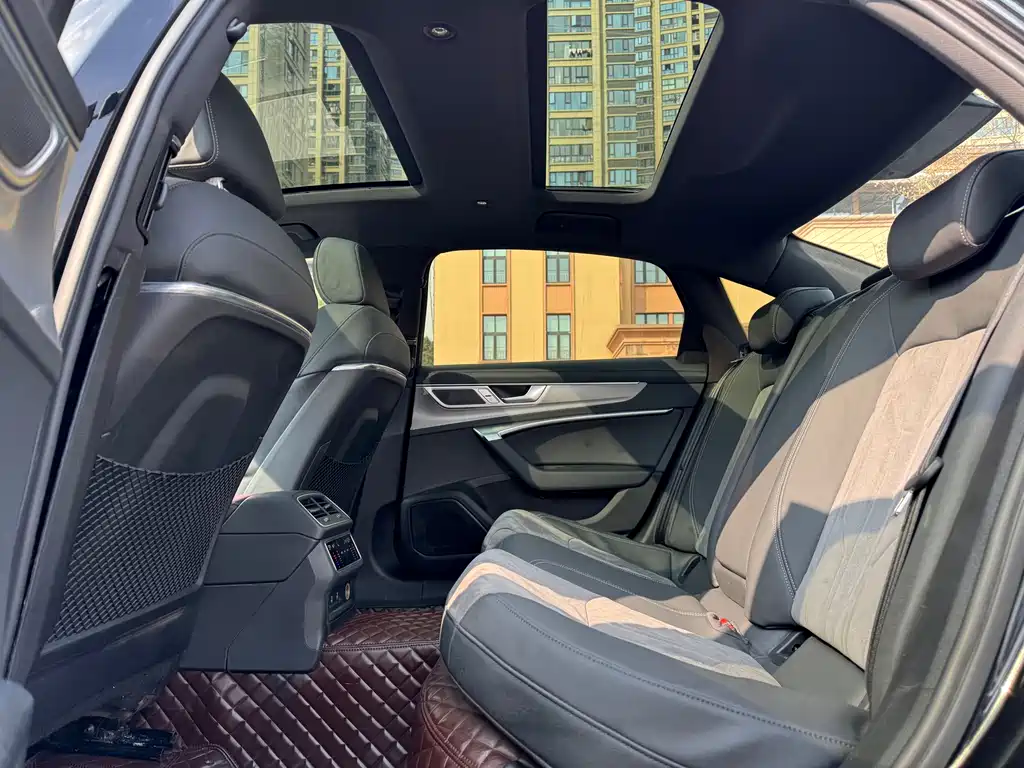 Audi A6L 2024 model 45 TFSI Prestige Dynamic Edition