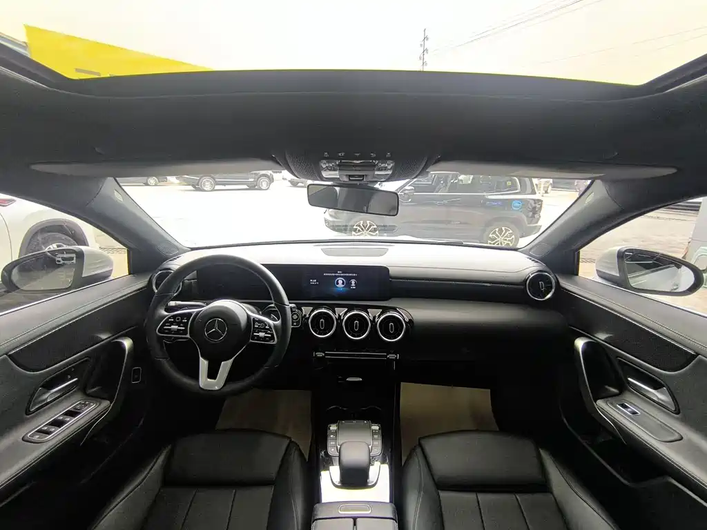Mercedes-Benz A 200 L Sport Sedan Dynamic Edition 2021