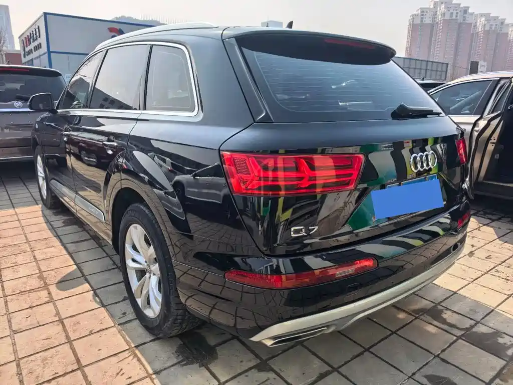 Audi Q7 2019 45 TFSI Comfort Edition