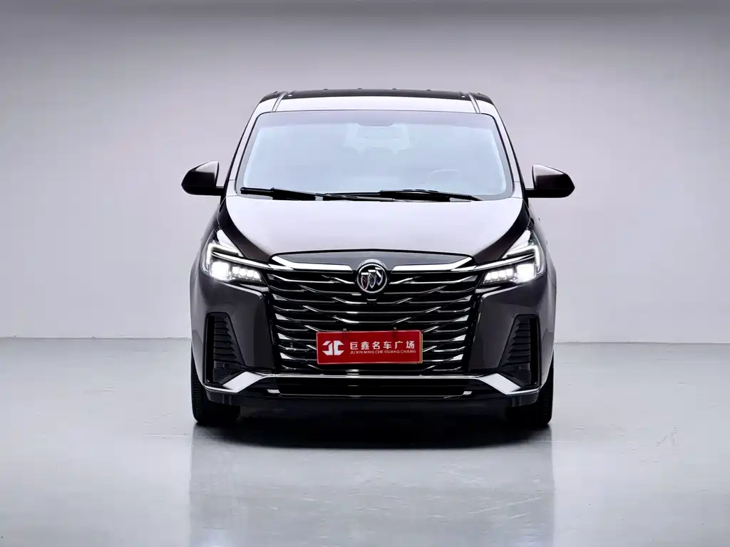Buick GL8 2022 Luxury Edition with Wheelchair Access