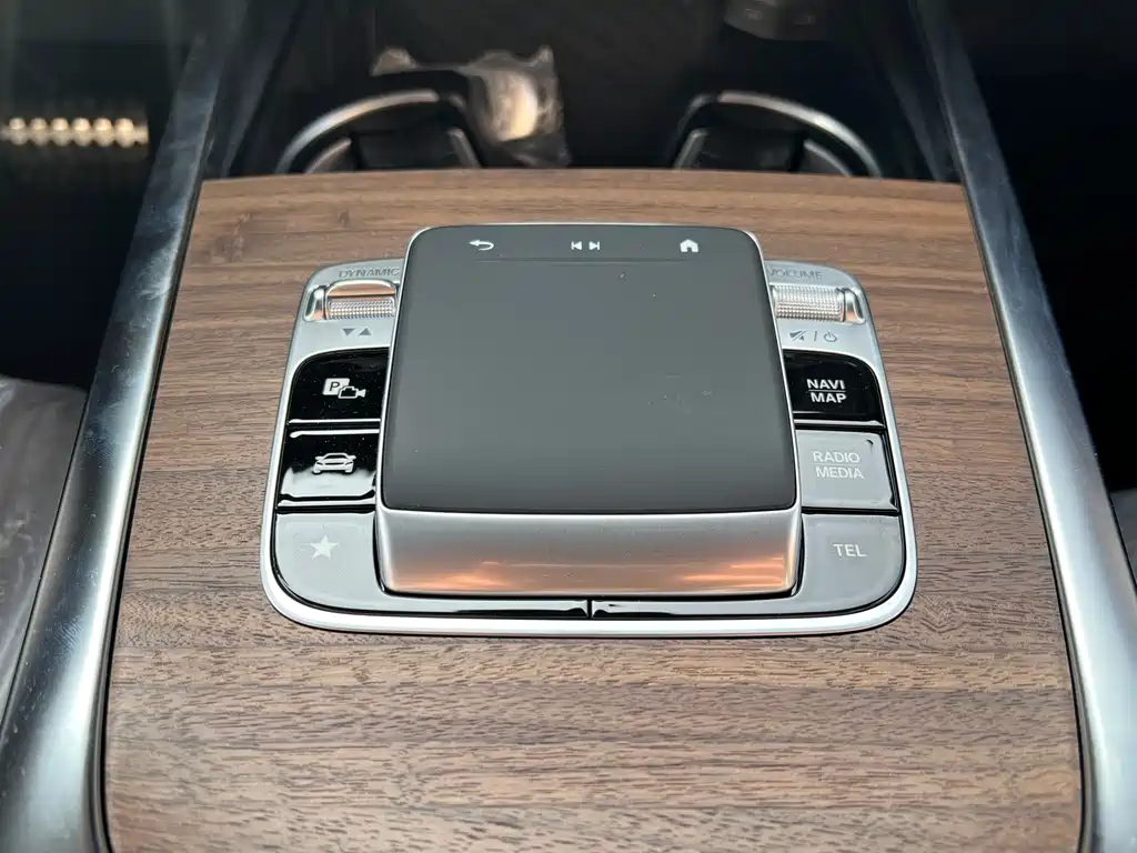 Mercedes-Benz G-Class 2026 G 450 d