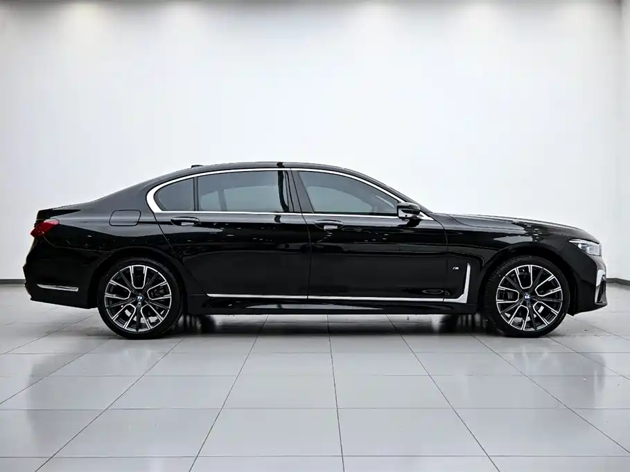 BMW 7 Series 2019 Model Facelift 740Li xDrive Executive M Sport Package