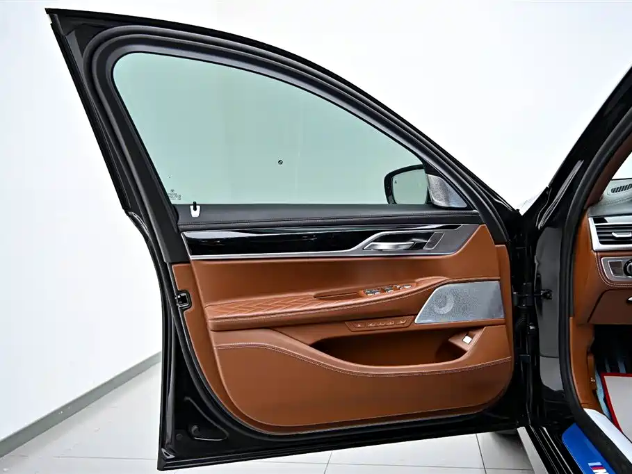 BMW 7 Series 2019 Model Facelift 740Li xDrive Executive M Sport Package