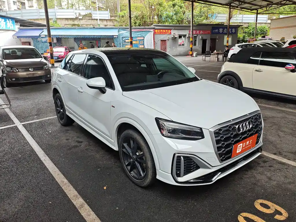 Audi Q2L 2022 35 TFSI Progressive Dynamic Edition