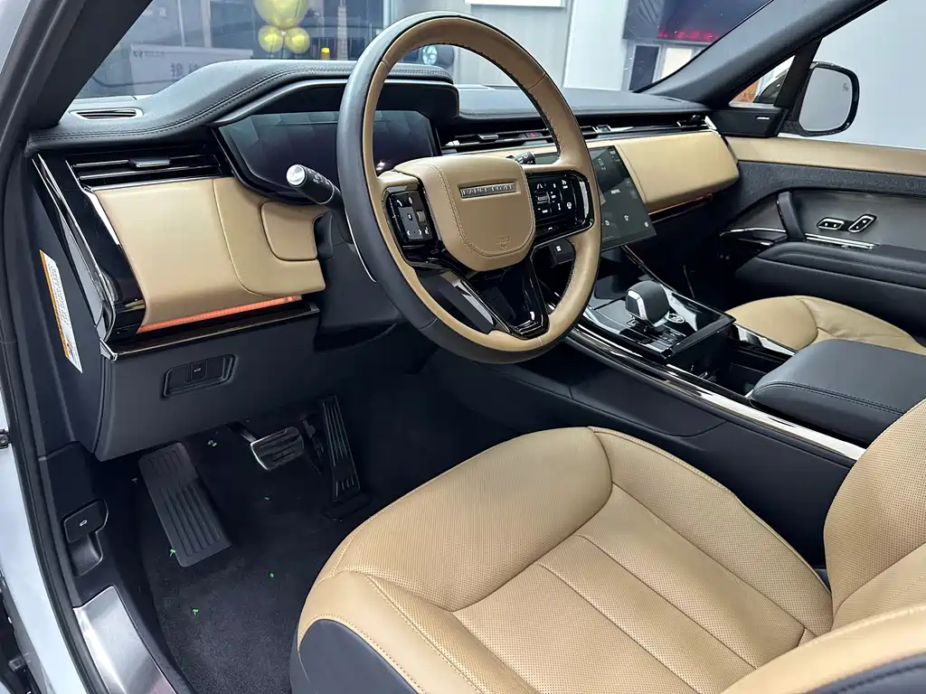 Range Rover Sport 2024 400PS Dynamic SE