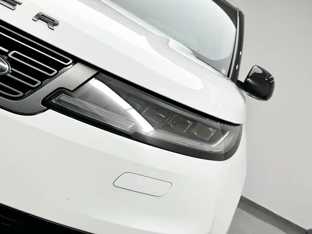 Range Rover Sport 2024 400PS Dynamic SE